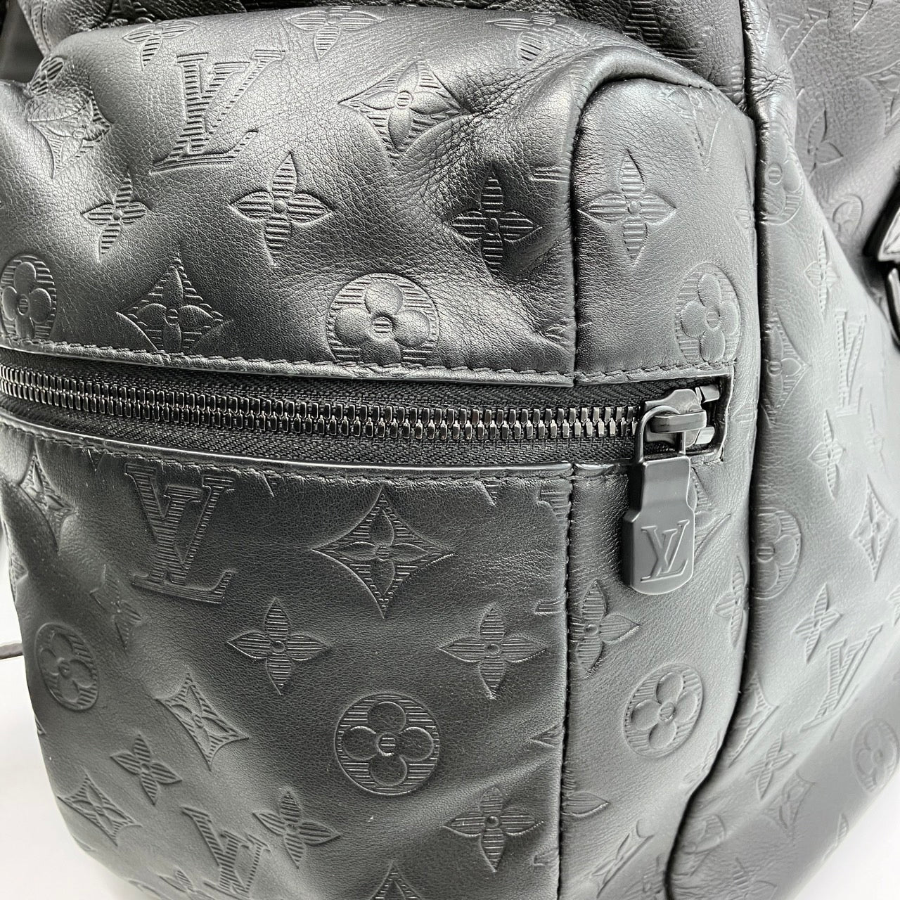 LOUIS VUITTON Monogram Shadow Discovery Backpack