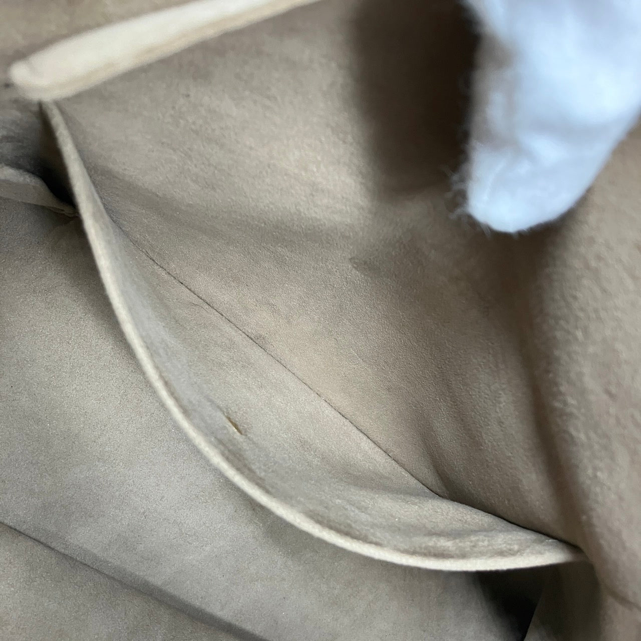 LOUIS VUITTON Multicolor Ursula