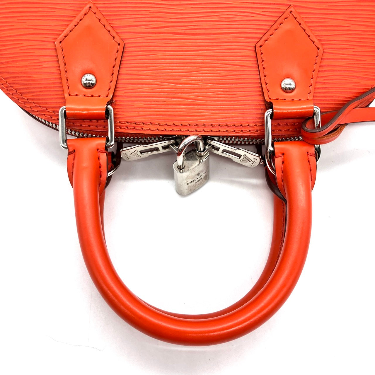 LOUIS VUITTON Epi Alma BB