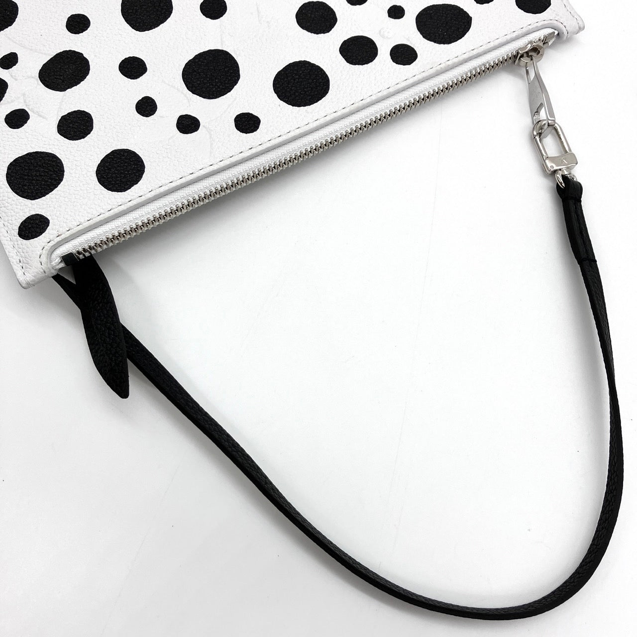 LOUIS VUITTON Yayoi Kusama Empreinte pouch