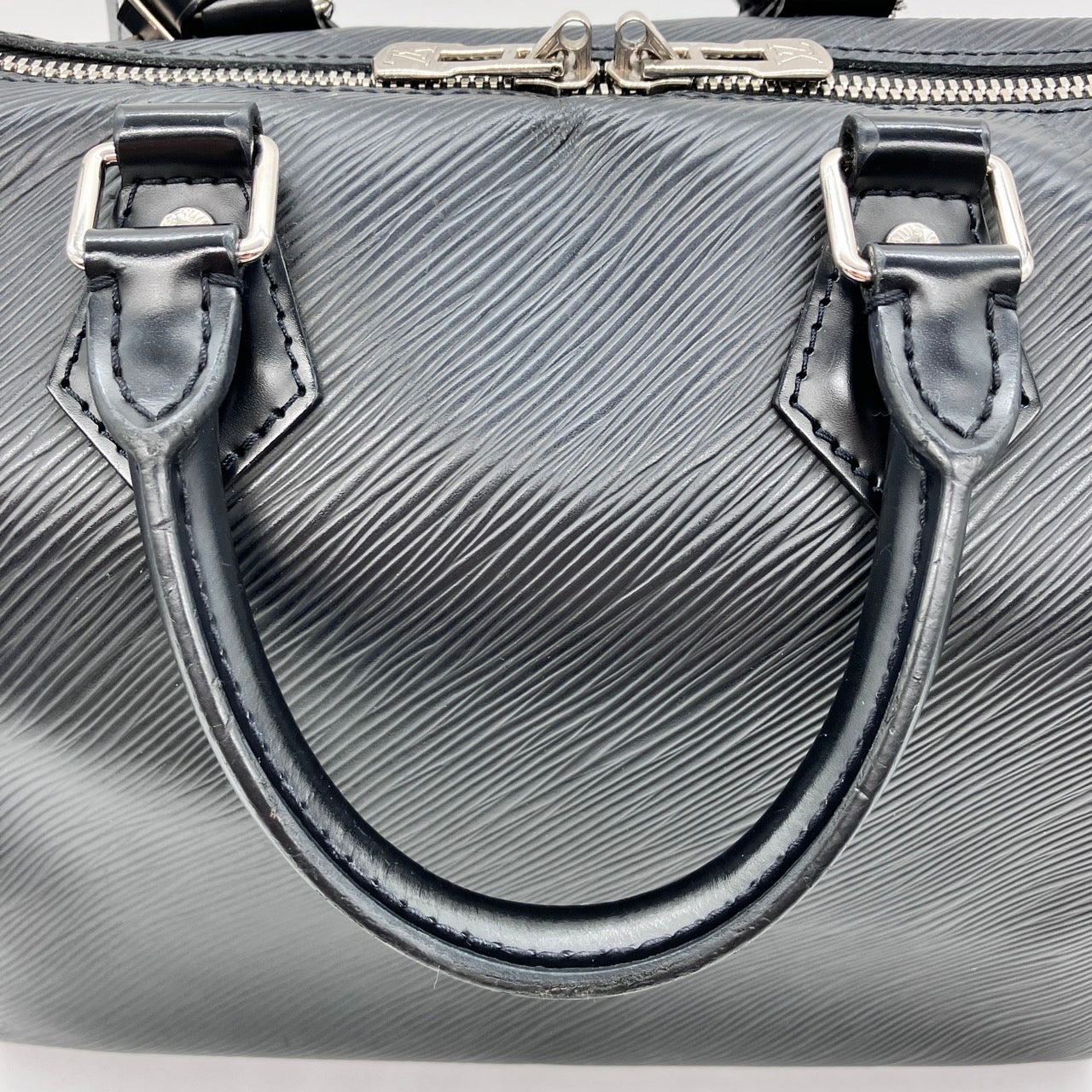 LOUIS VUITTON Epi Speedy 25 Bandouliere