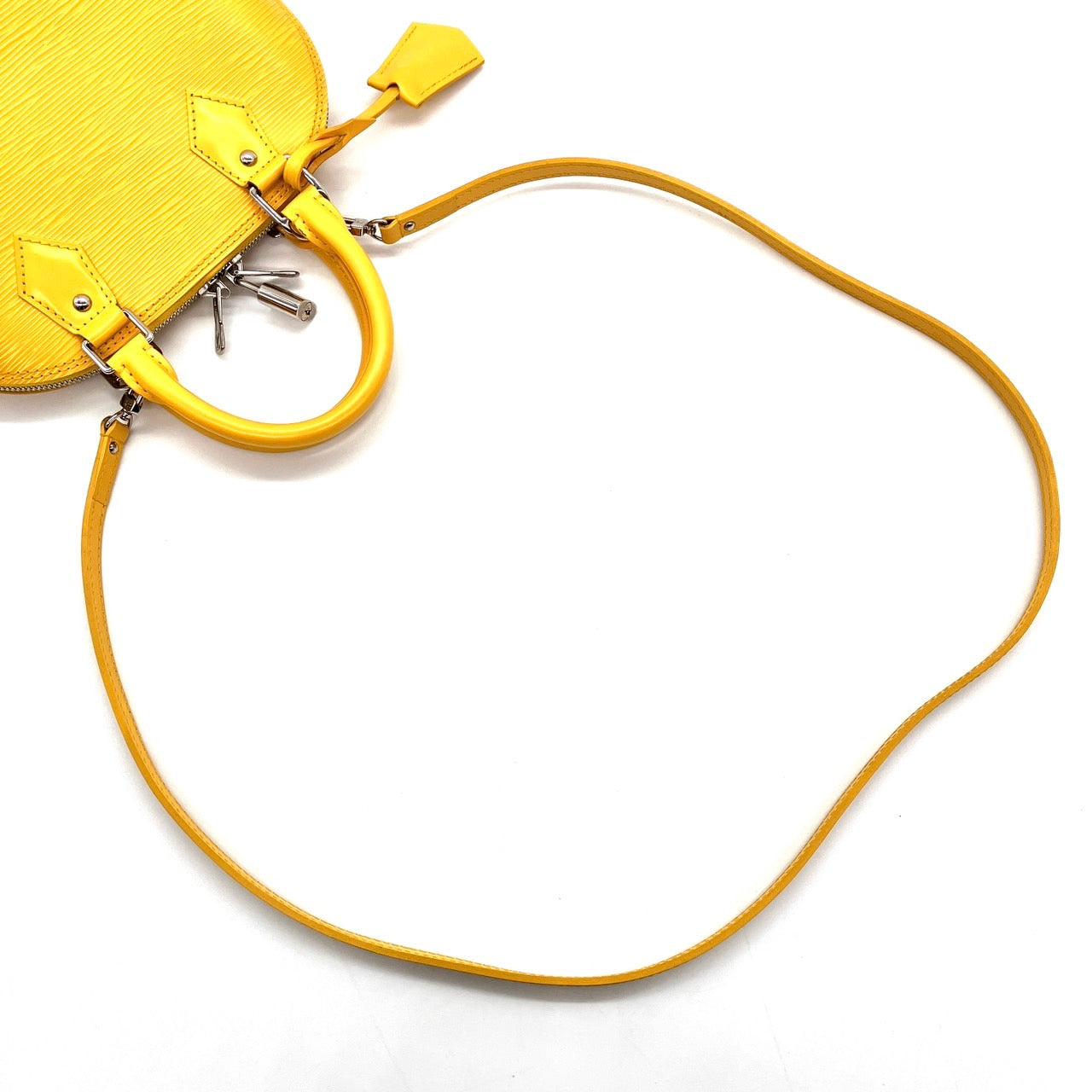 LOUIS VUITTON Epi alma BB