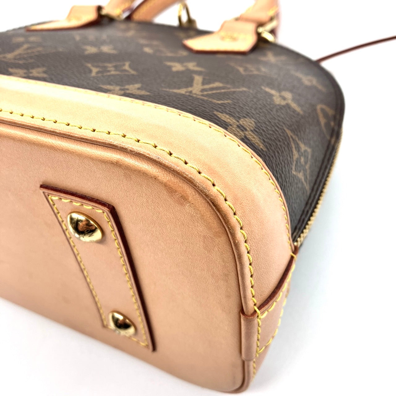 LOUIS VUITTON Monogram Alma BB