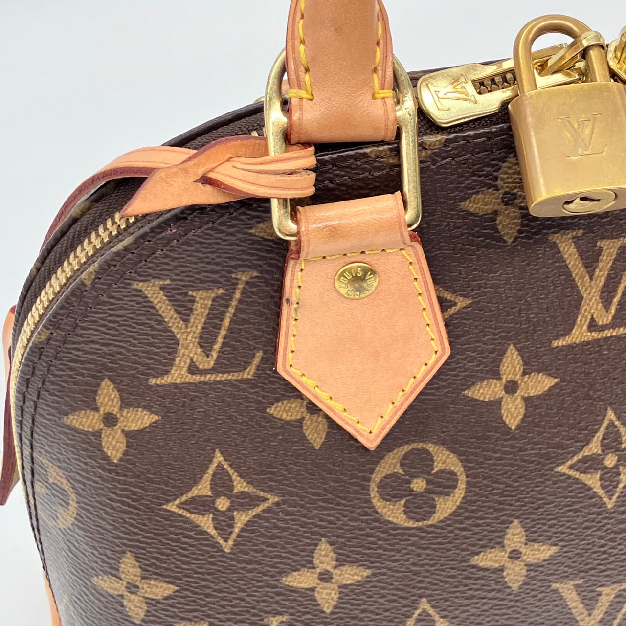 LOUIS VUITTON Monogram Alma BB