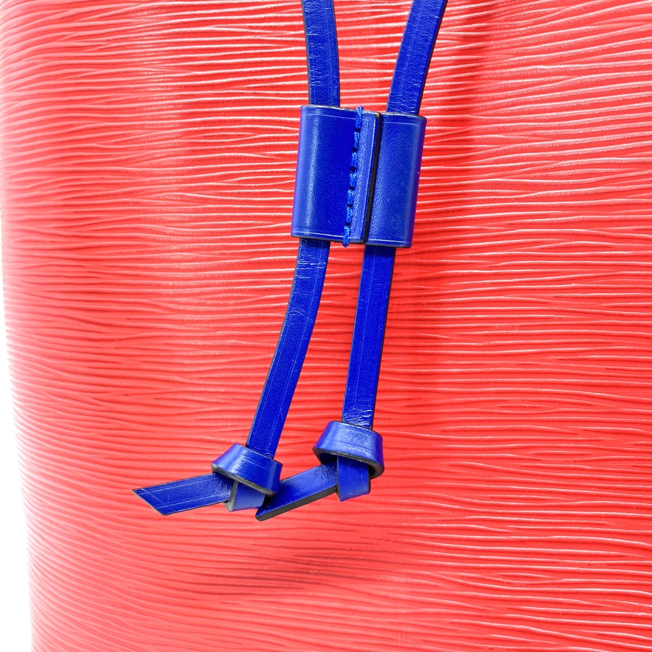 LOUIS VUITTON Epi Neo Noe