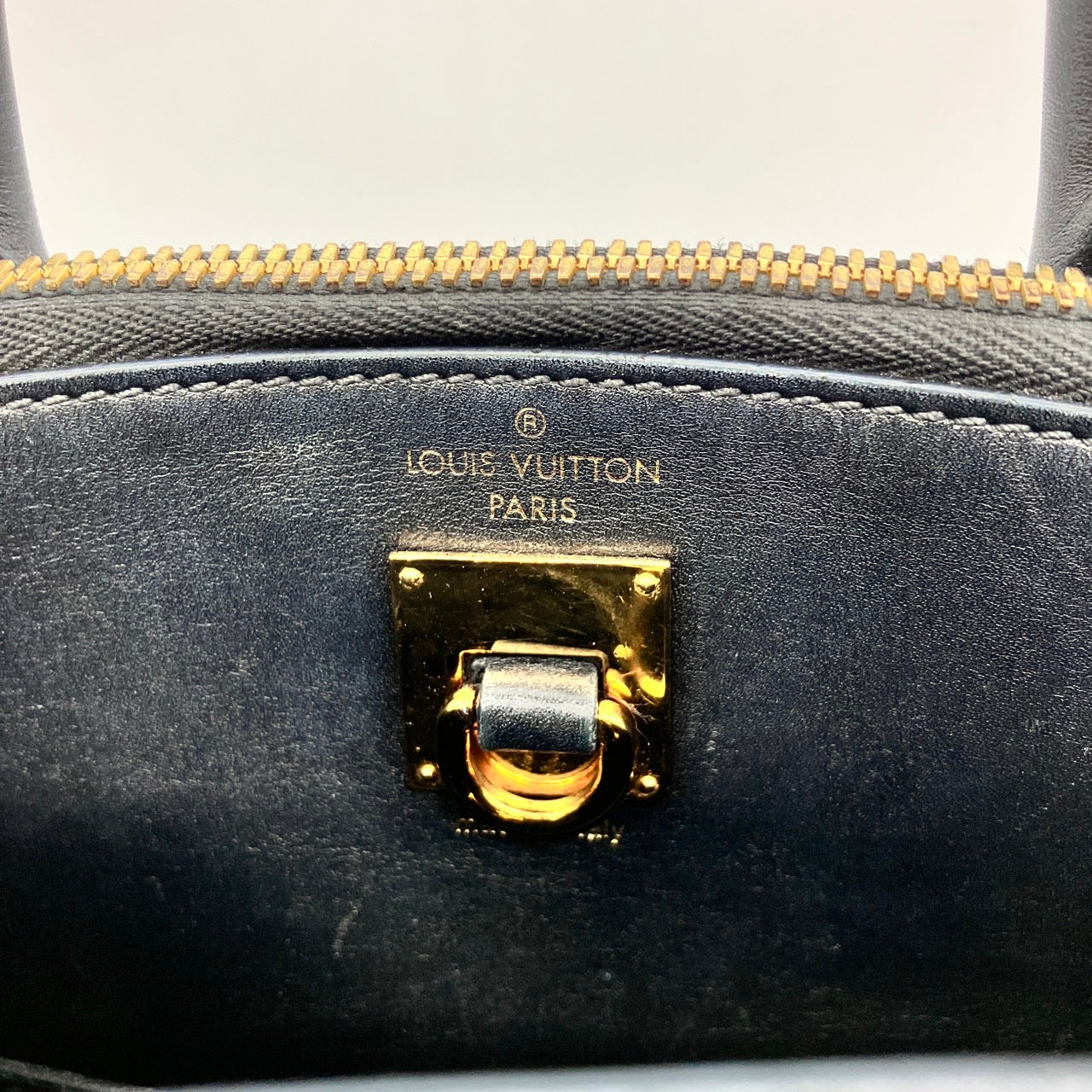 LOUIS VUITTON city steamer