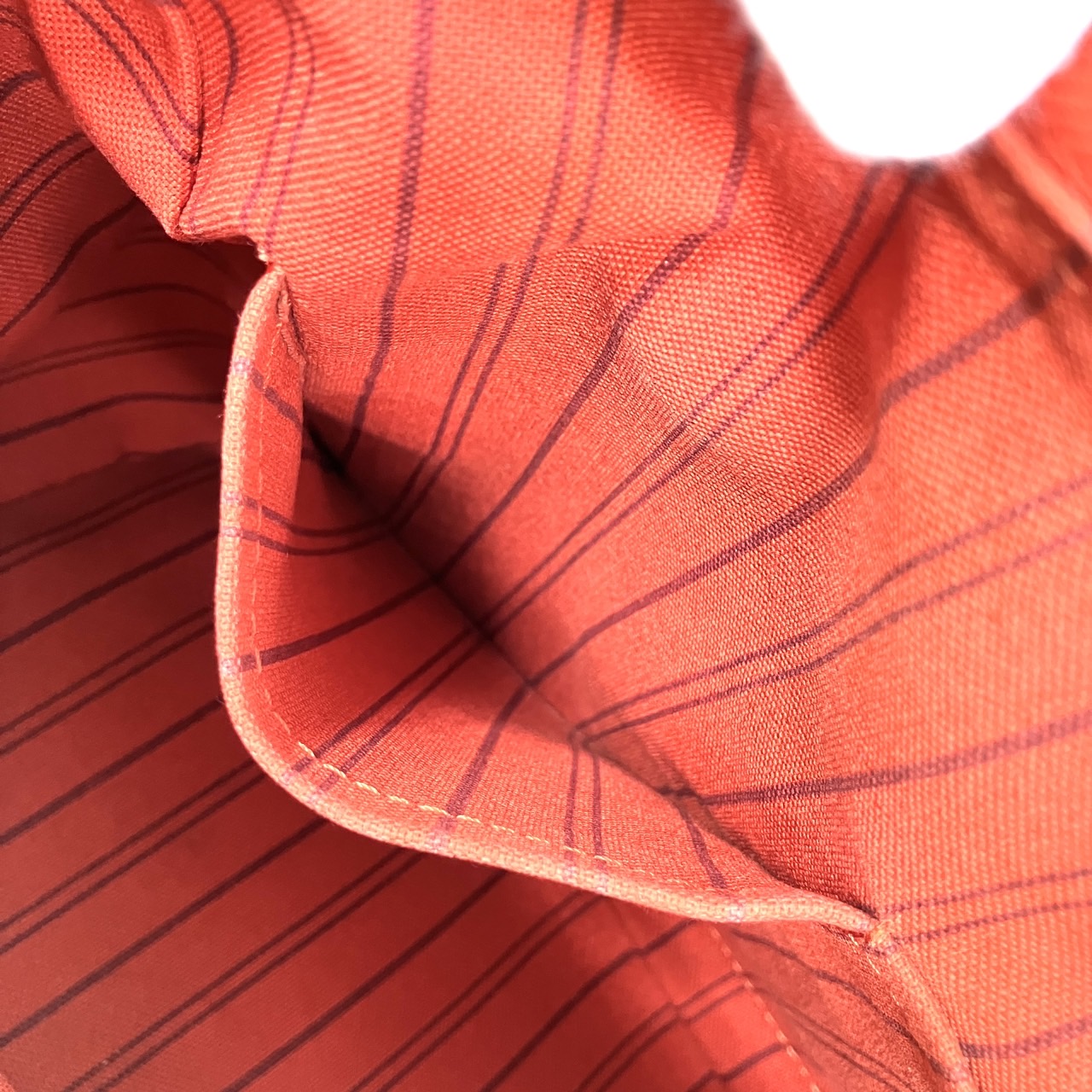 LOUIS VUITTON Empreinte Speedy 25