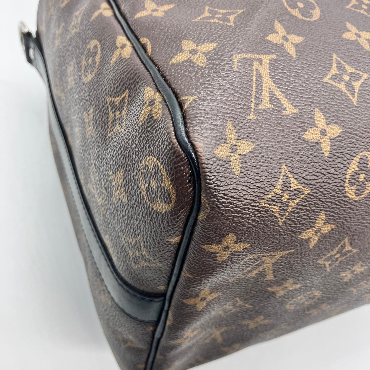 LOUIS VUITTON Keepall Bandouliere Macassar