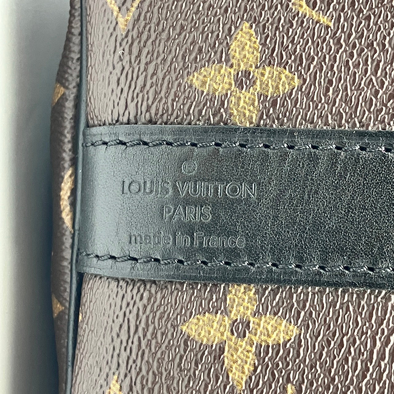 LOUIS VUITTON Keepall Bandouliere Macassar
