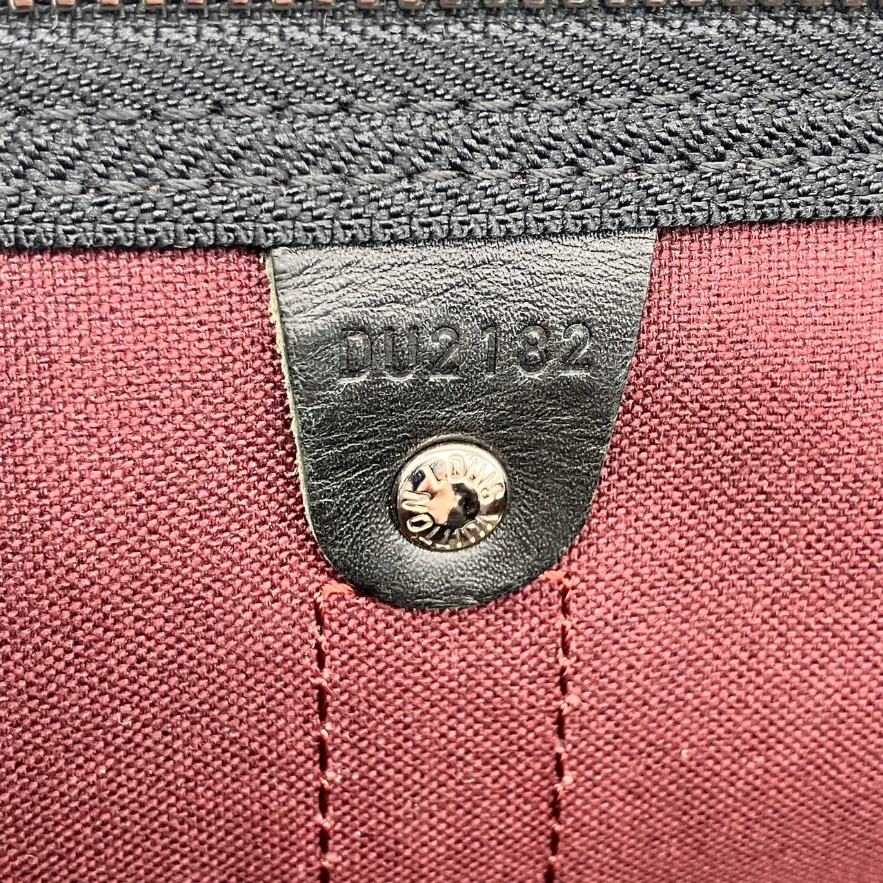 LOUIS VUITTON Keepall Bandouliere Macassar