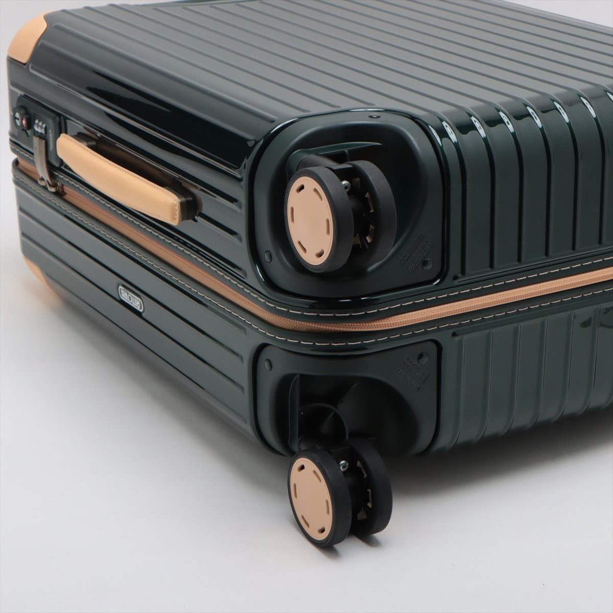 RIMOWA Bossa nova Carry case