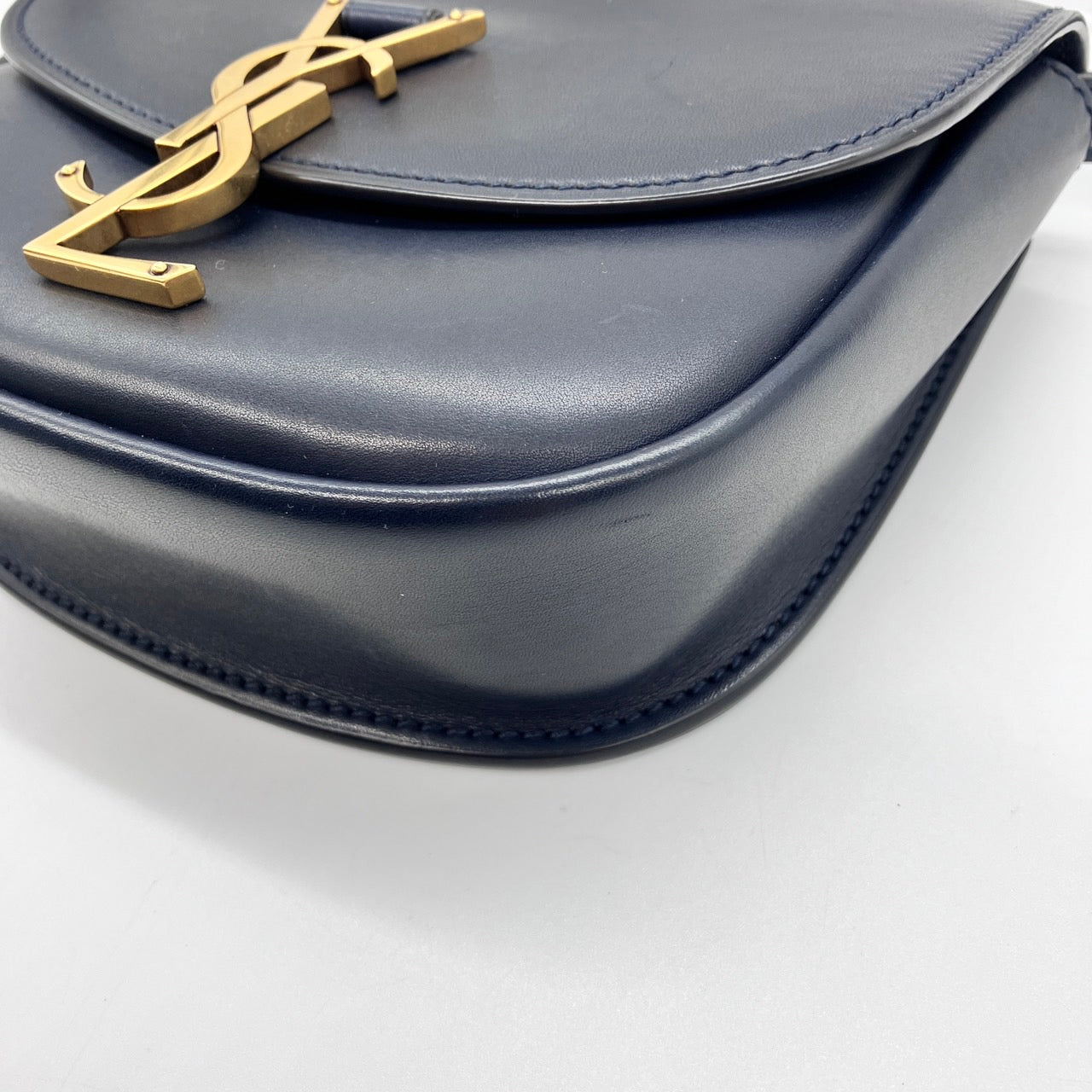 YVES SAINT LAURENT Shoulder bag