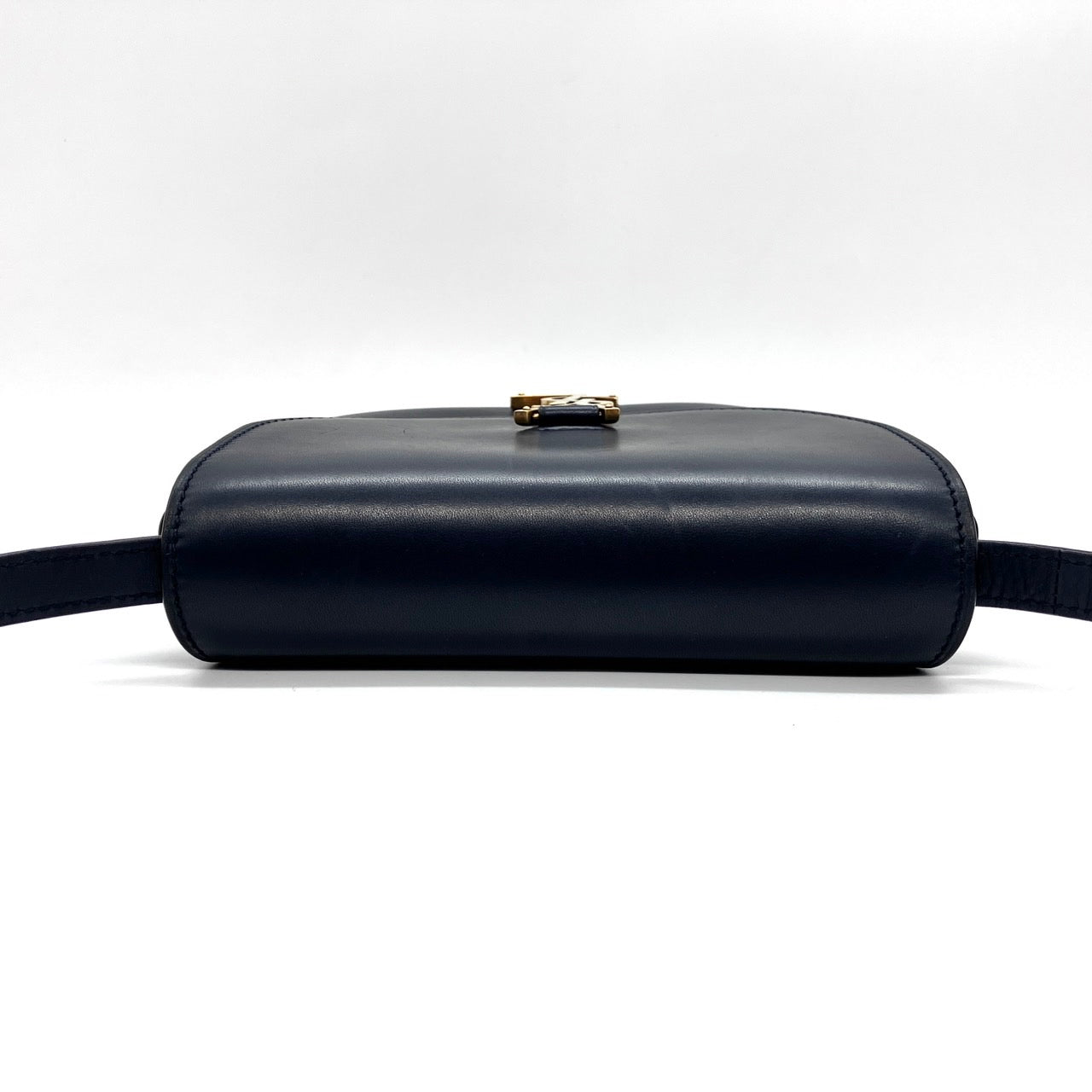 YVES SAINT LAURENT Shoulder bag