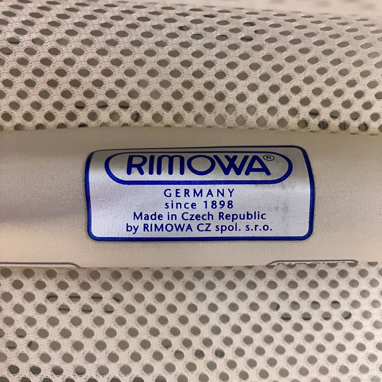 RIMOWA Salsa Air