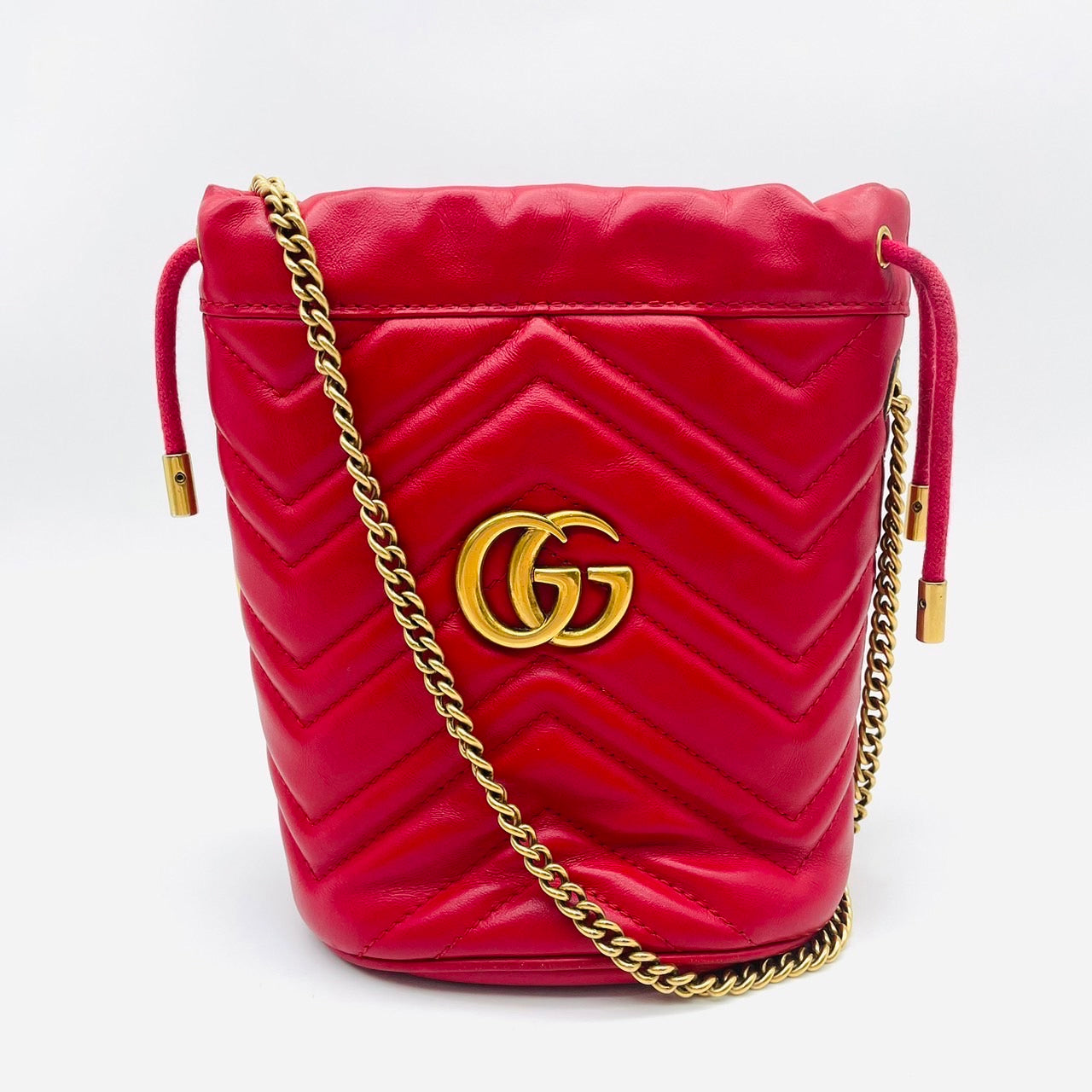 GUCCI GG Marmont Mini Bucket Bag