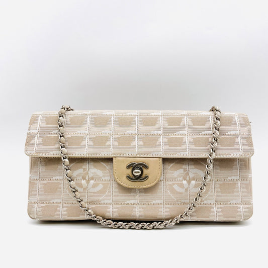 CHANEL New Travel Line Chain Shoulder Bag Beige