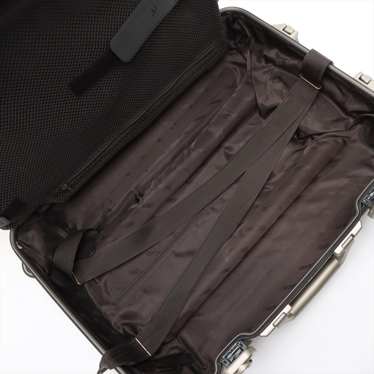 Topaz Titanium Aluminum Carry Case Gold