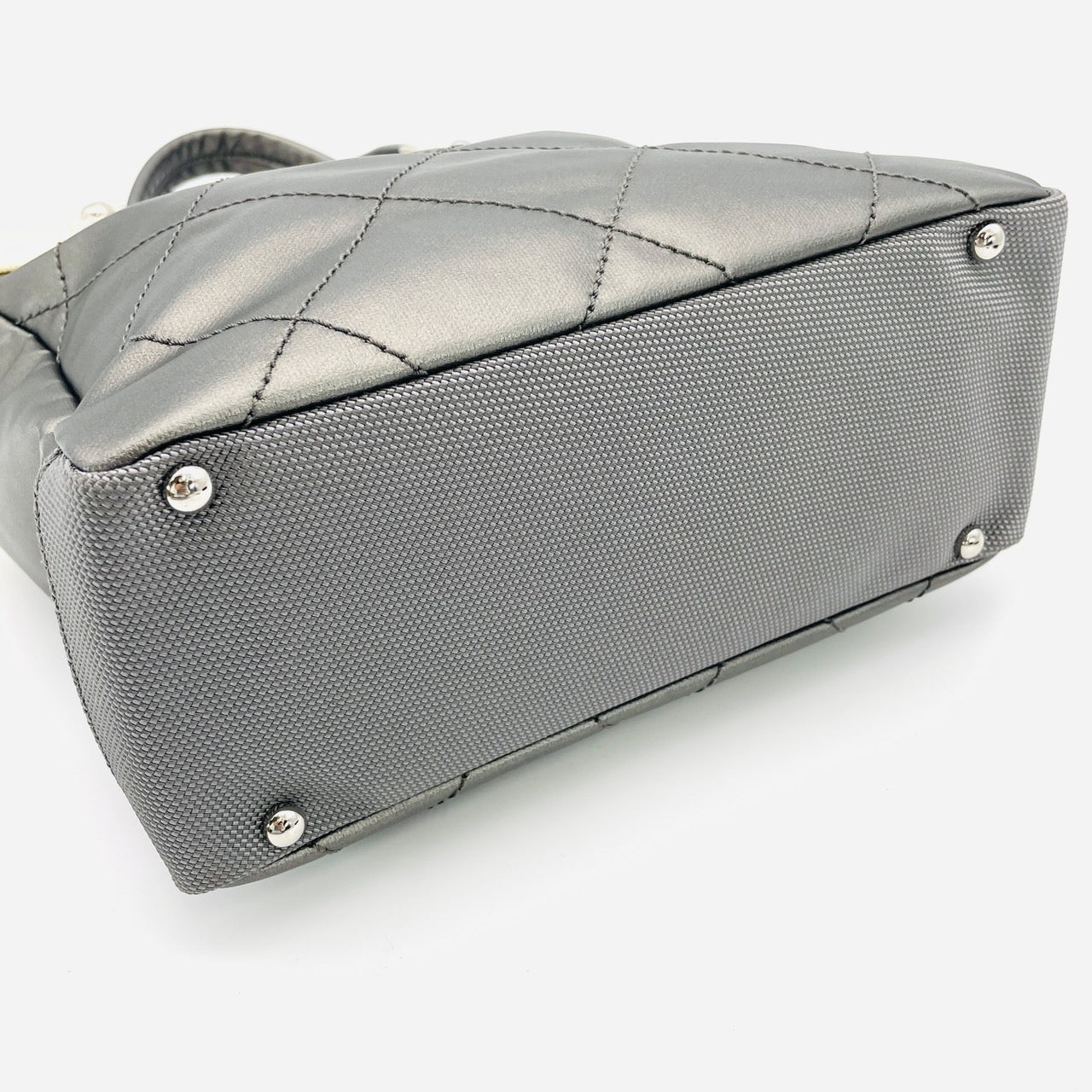 CHANEL Paribiats PM Tote Bag Off White×Silver