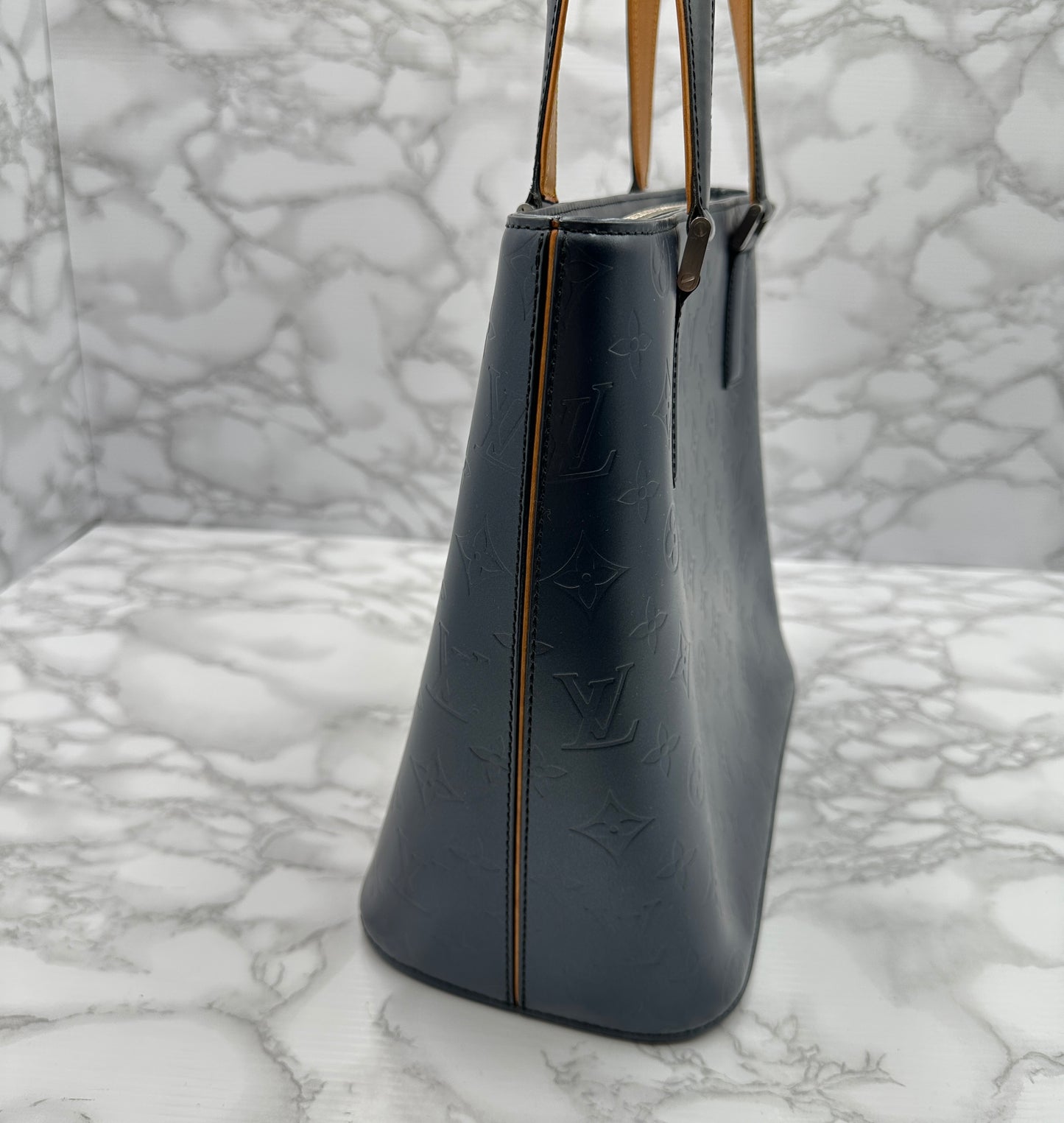 LOUIS VUITTON Monogram Matt Stockton