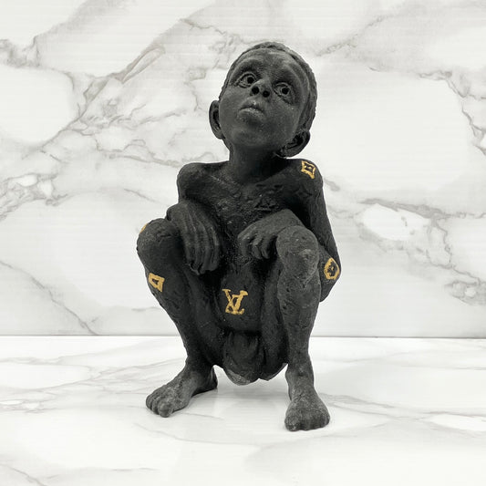 LOUIS VUITTON BEEJOIR Bronze statue, limited to 500 pieces worldwide