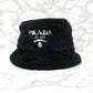 PRADA hat RFID