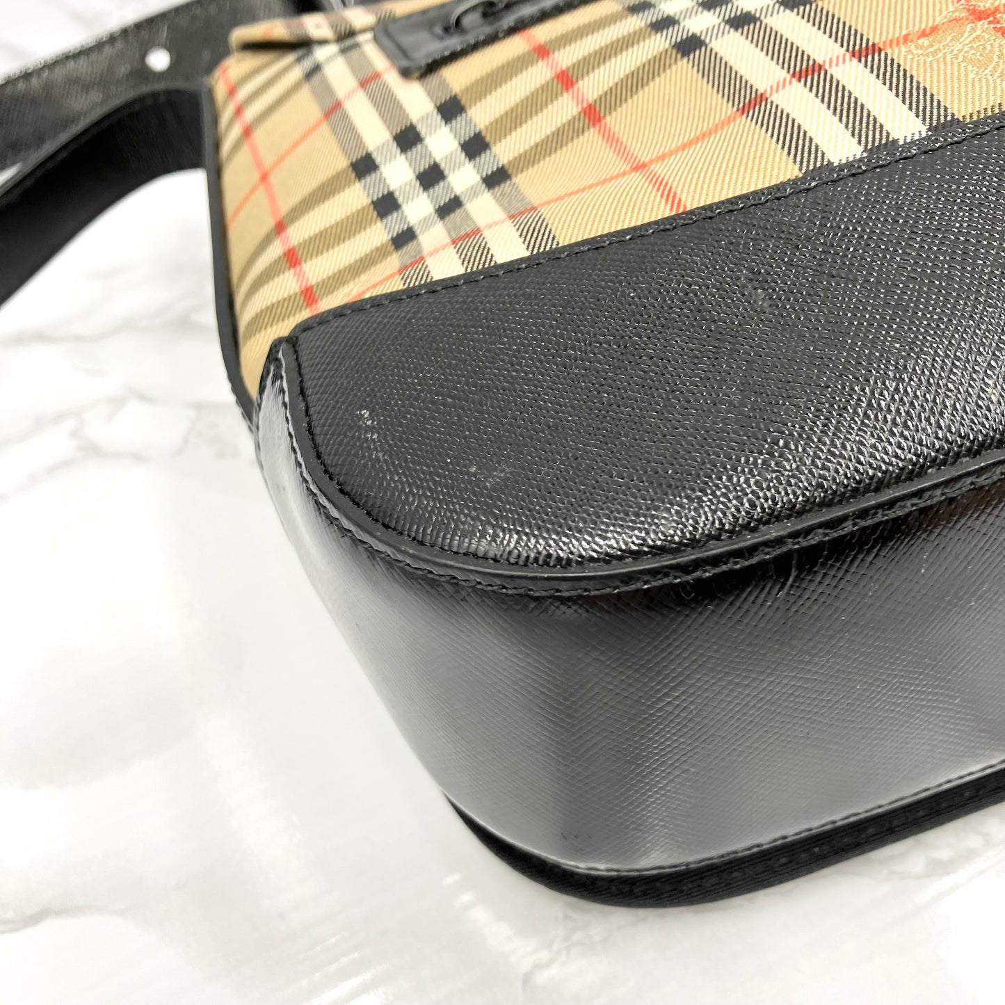 BURBERRY Nova Check Shoulder Bag