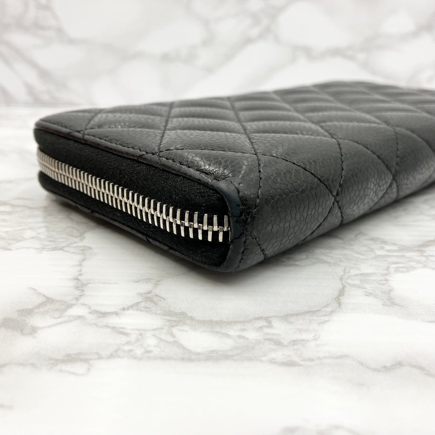 CHANEL Caviar skin long wallet