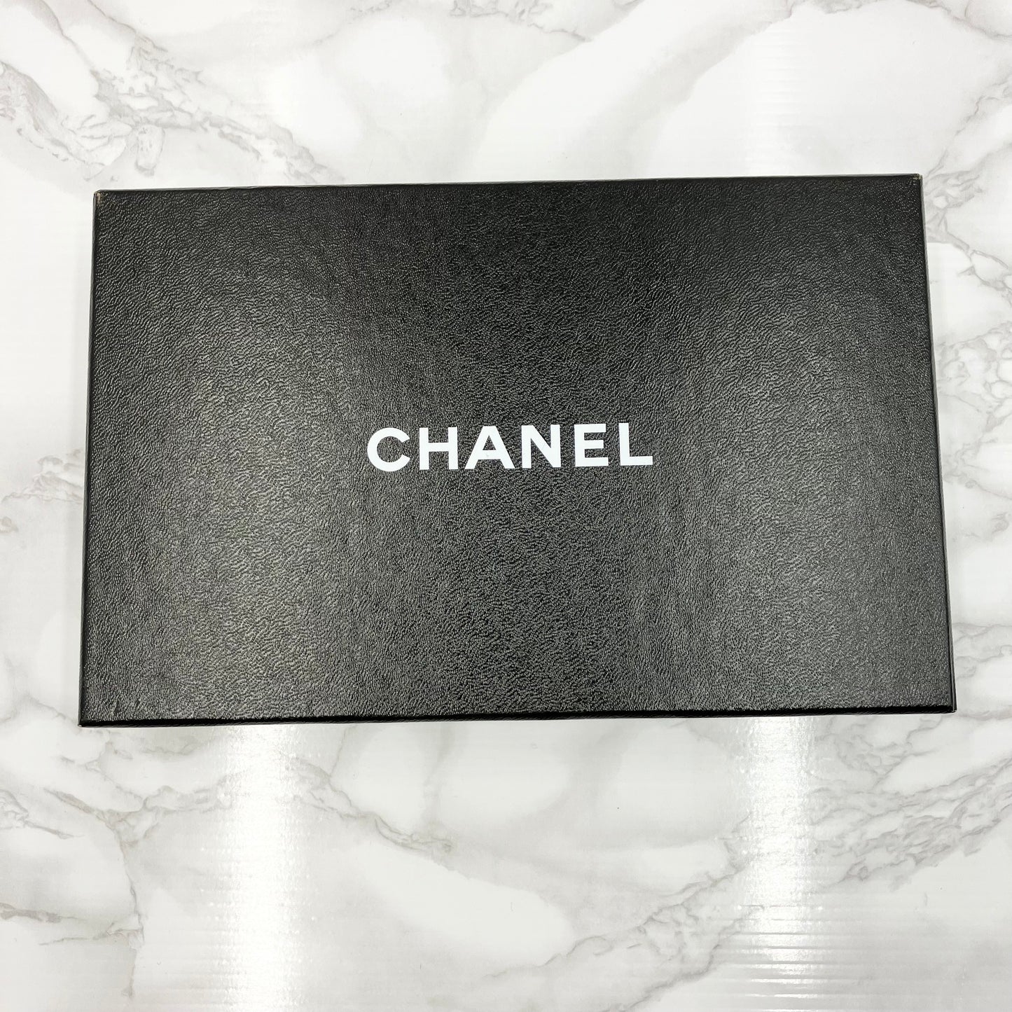 CHANEL Caviar skin long wallet