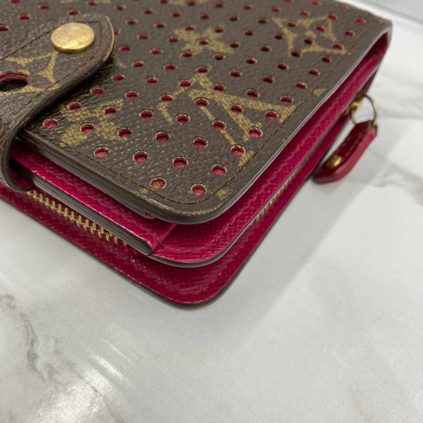 LOUIS VUITTON Monogram Perfo wallet