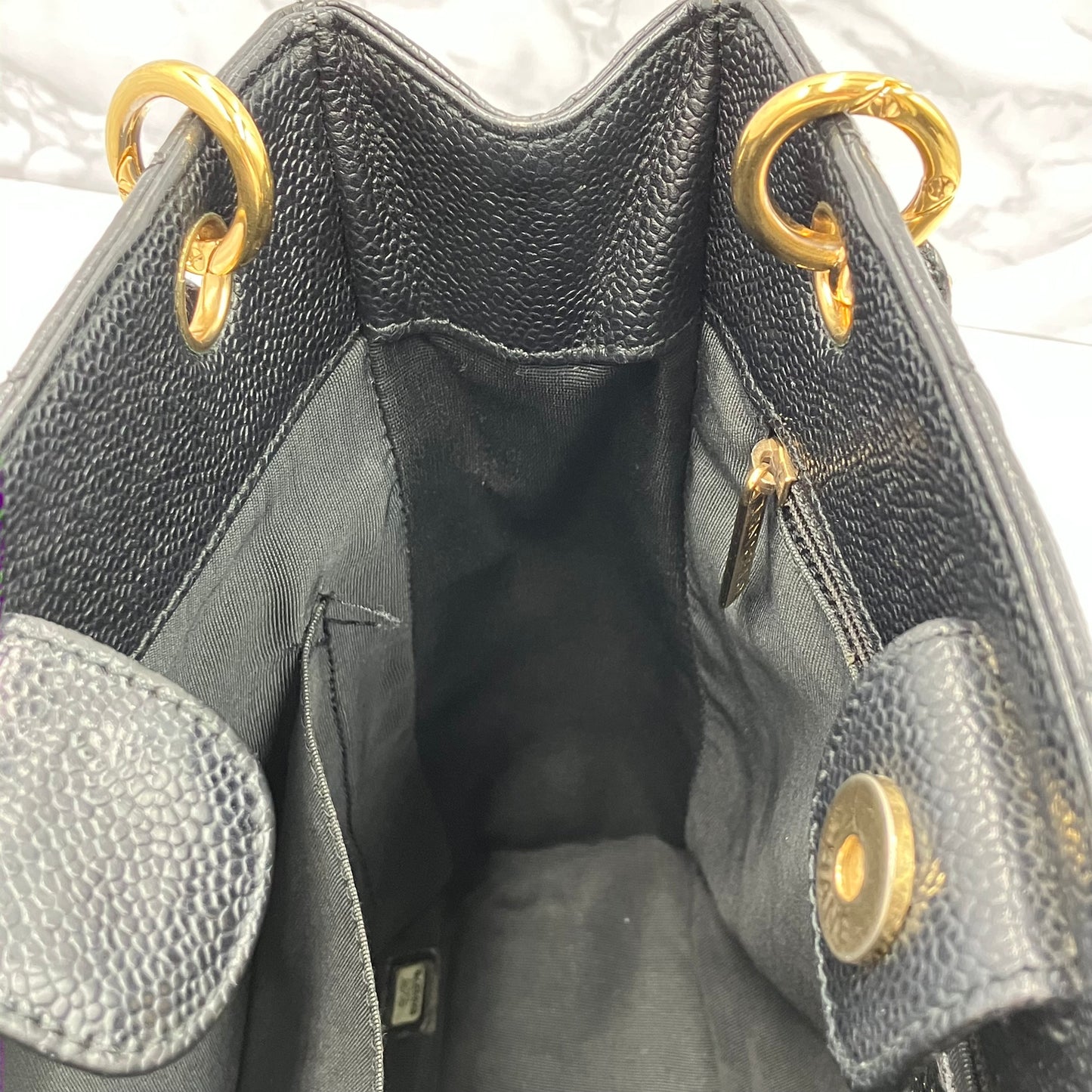 CHANEL Caviar skin PST chain tote