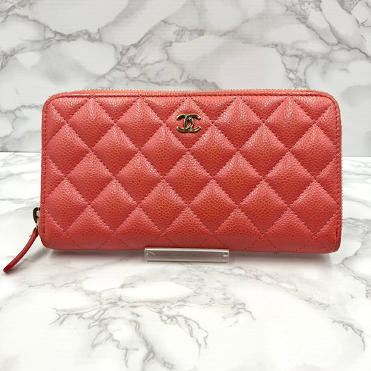 CHANEL Caviar skin long wallet