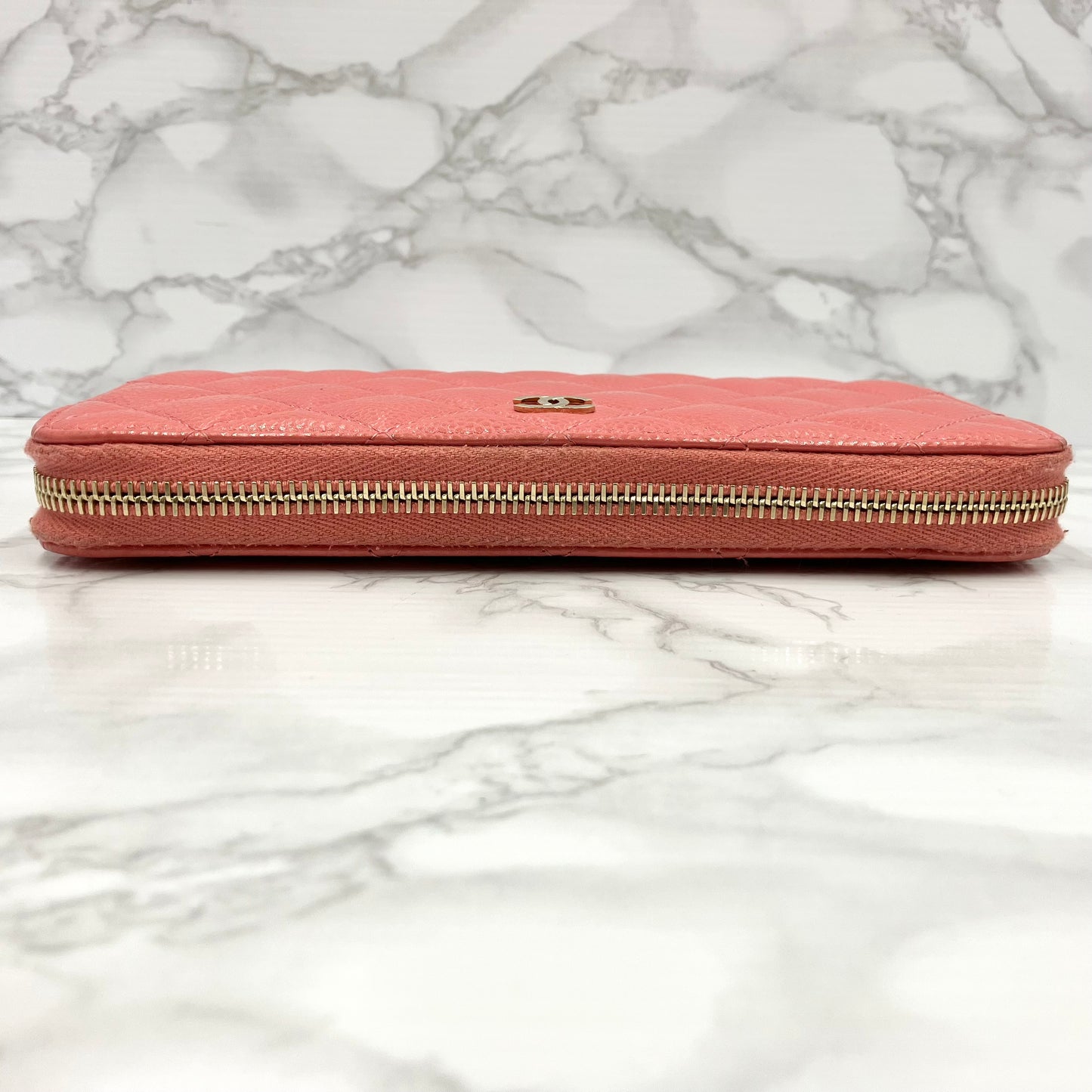 CHANEL Caviar skin long wallet