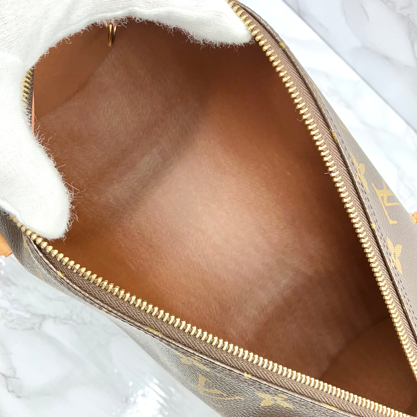 LOUIS VUITTON Monogram papillion 30