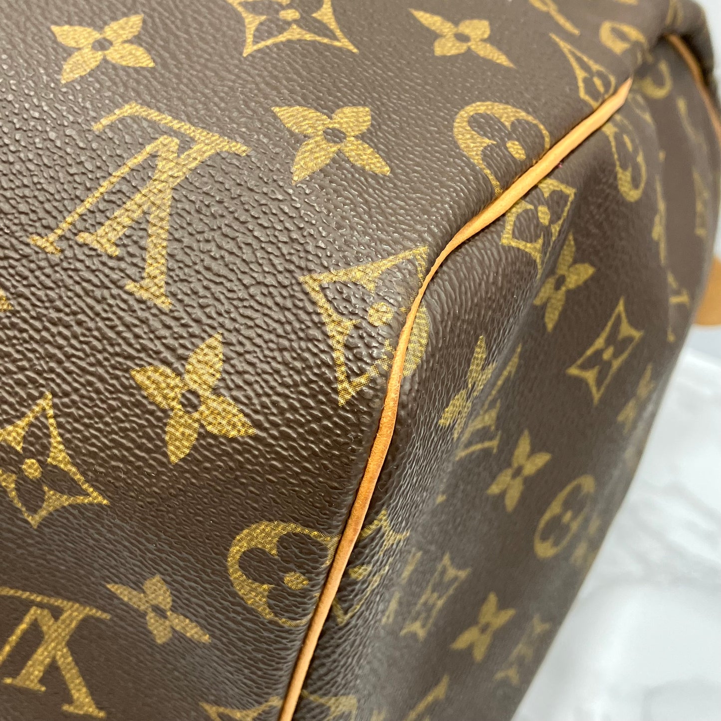 LOUIS VUITTON Monogram Keepall 55