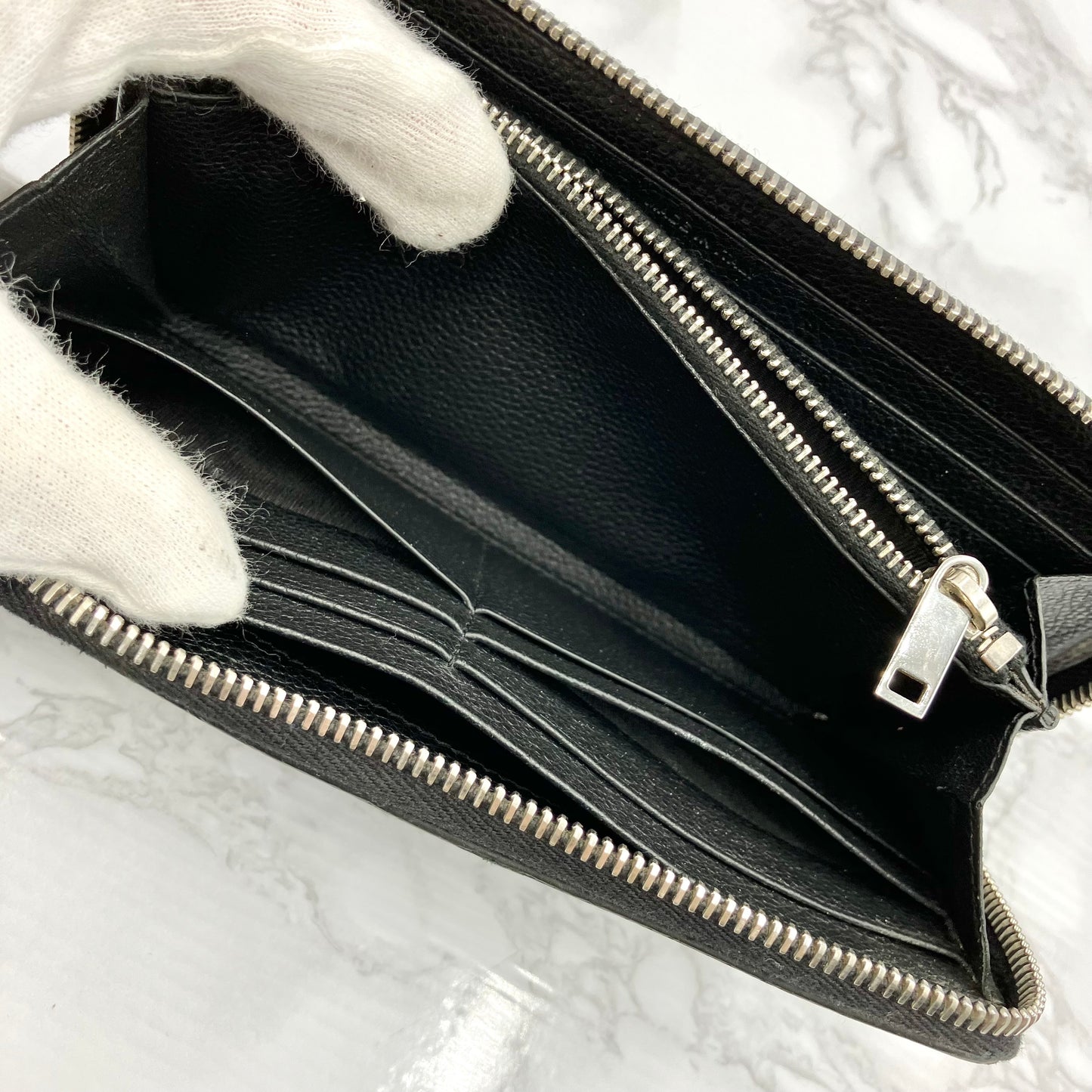 YVES SAINT LAURENT long wallet