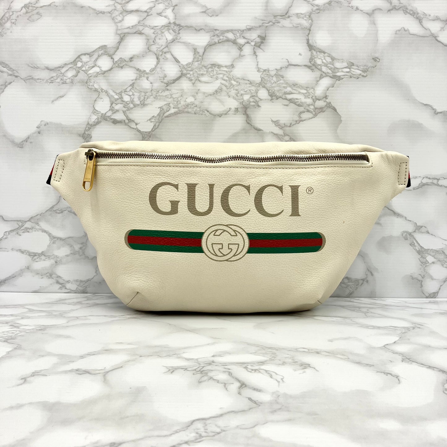 GUCCI Sherry Line Logo Print Body Bag