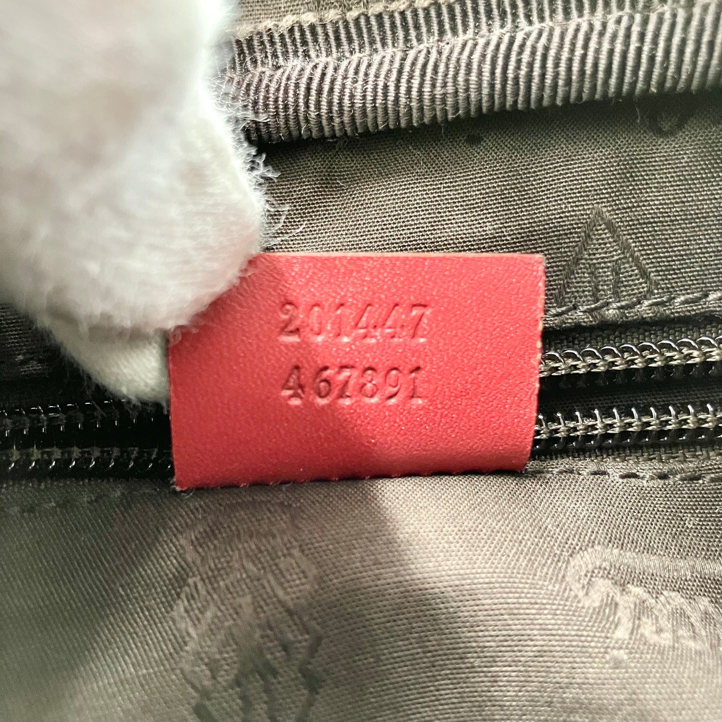 GUCCI GG Supreme shoulder bag