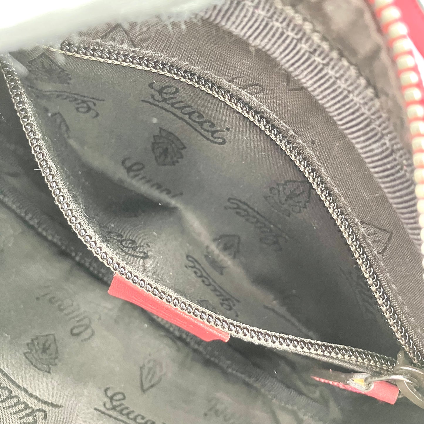 GUCCI GG Supreme shoulder bag