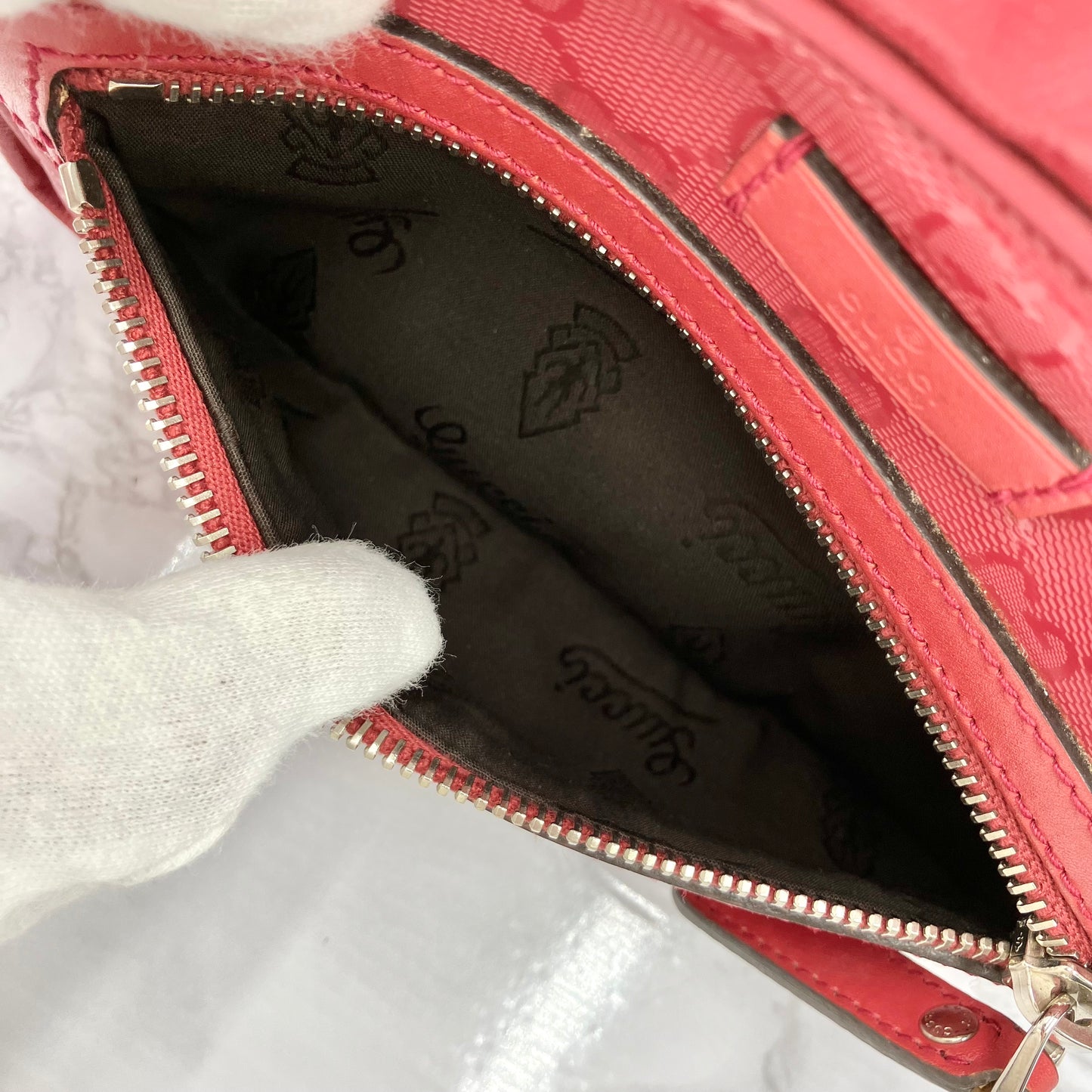 GUCCI GG Supreme shoulder bag