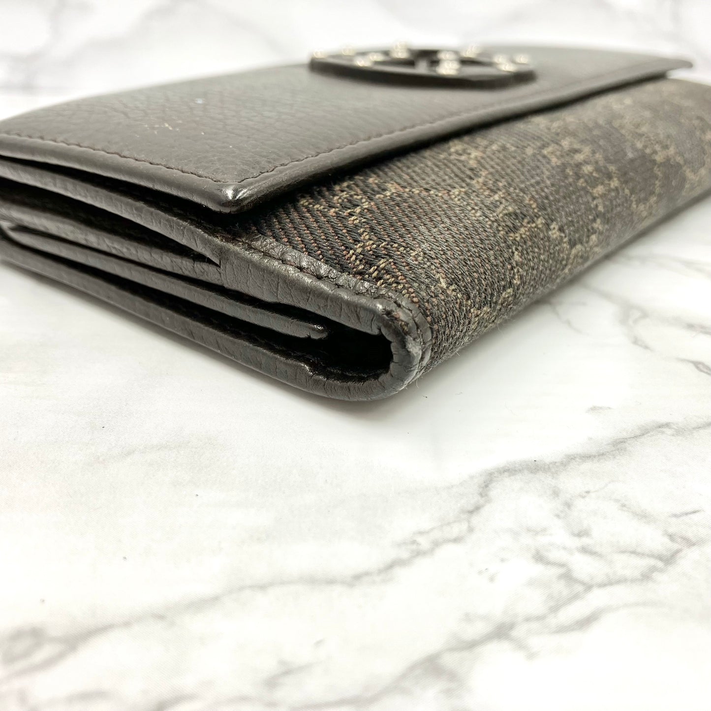 GUCCI Interlocking long wallet