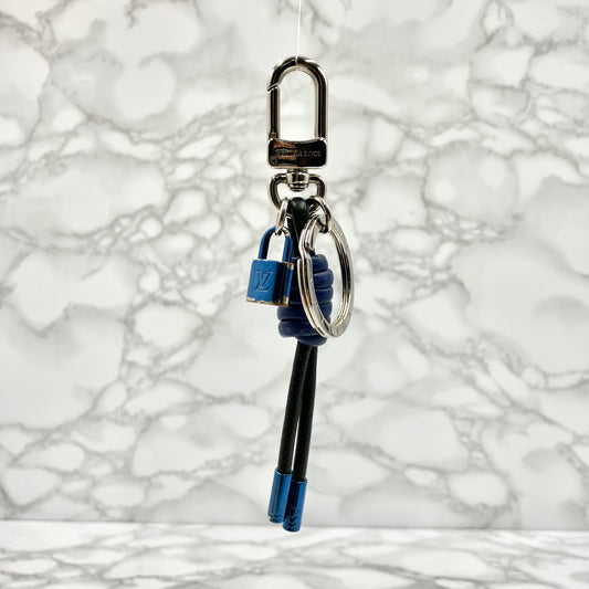 LOUIS VUITTON key charm