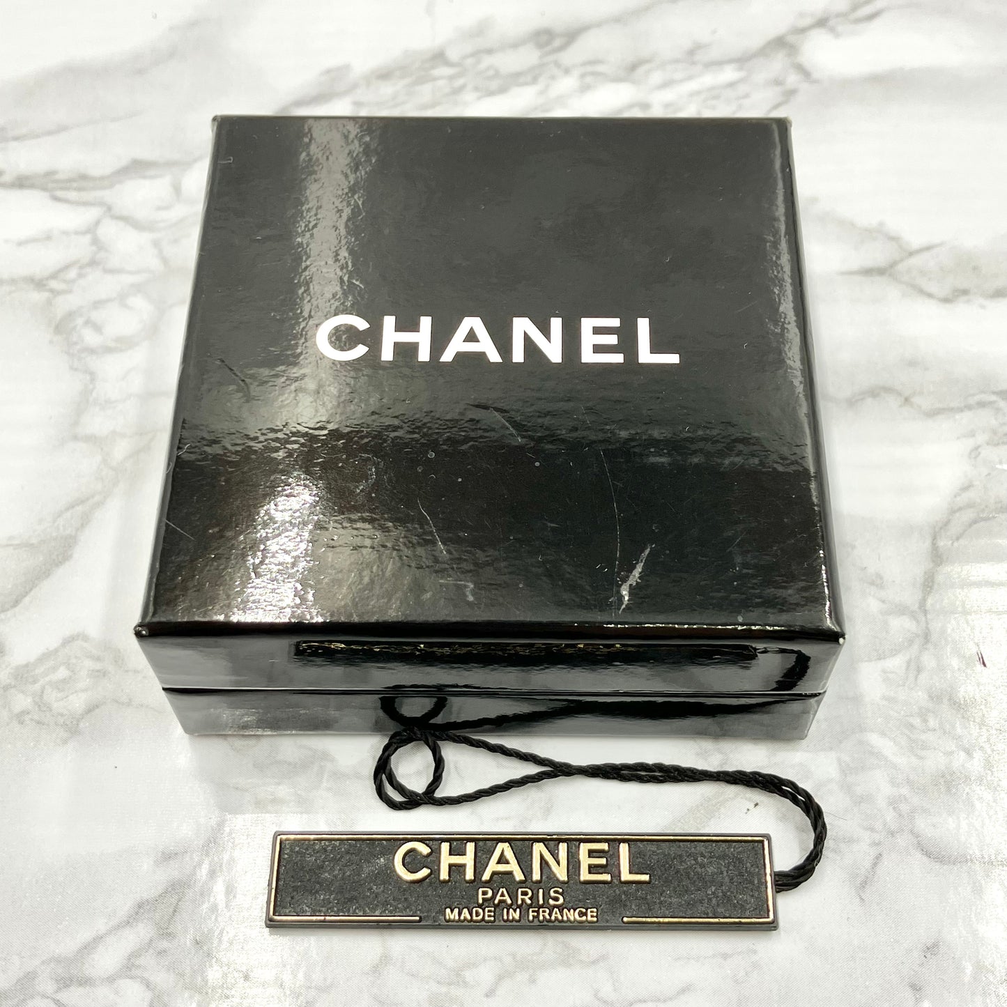 CHANEL CC mark brooch