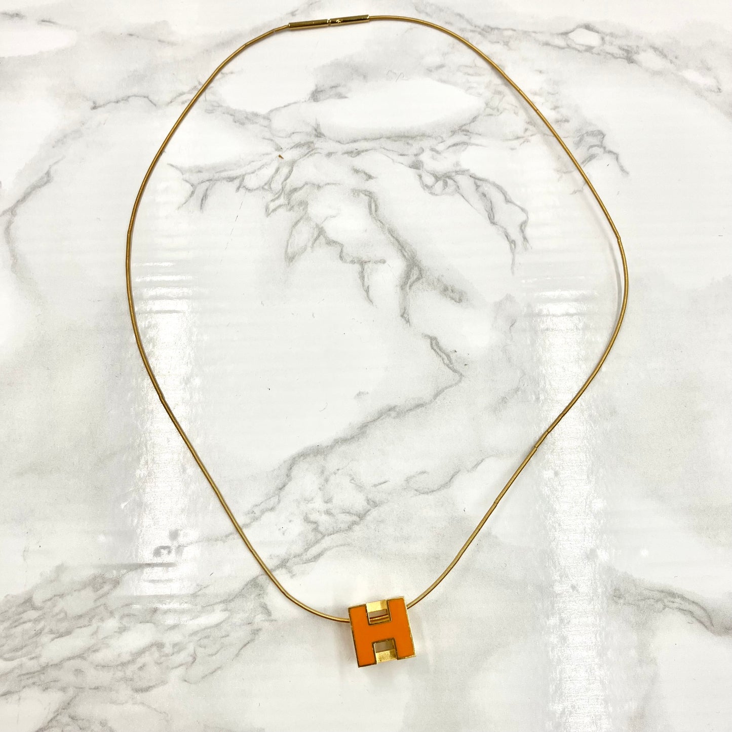 HERMES H Cube necklace