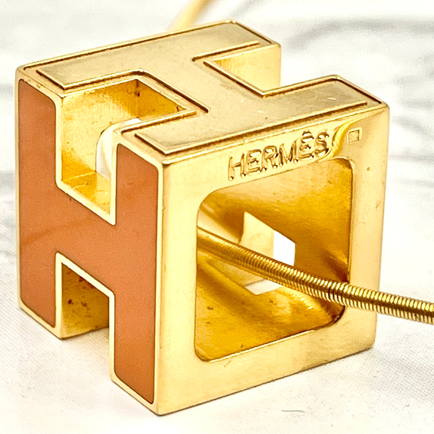 HERMES H Cube necklace