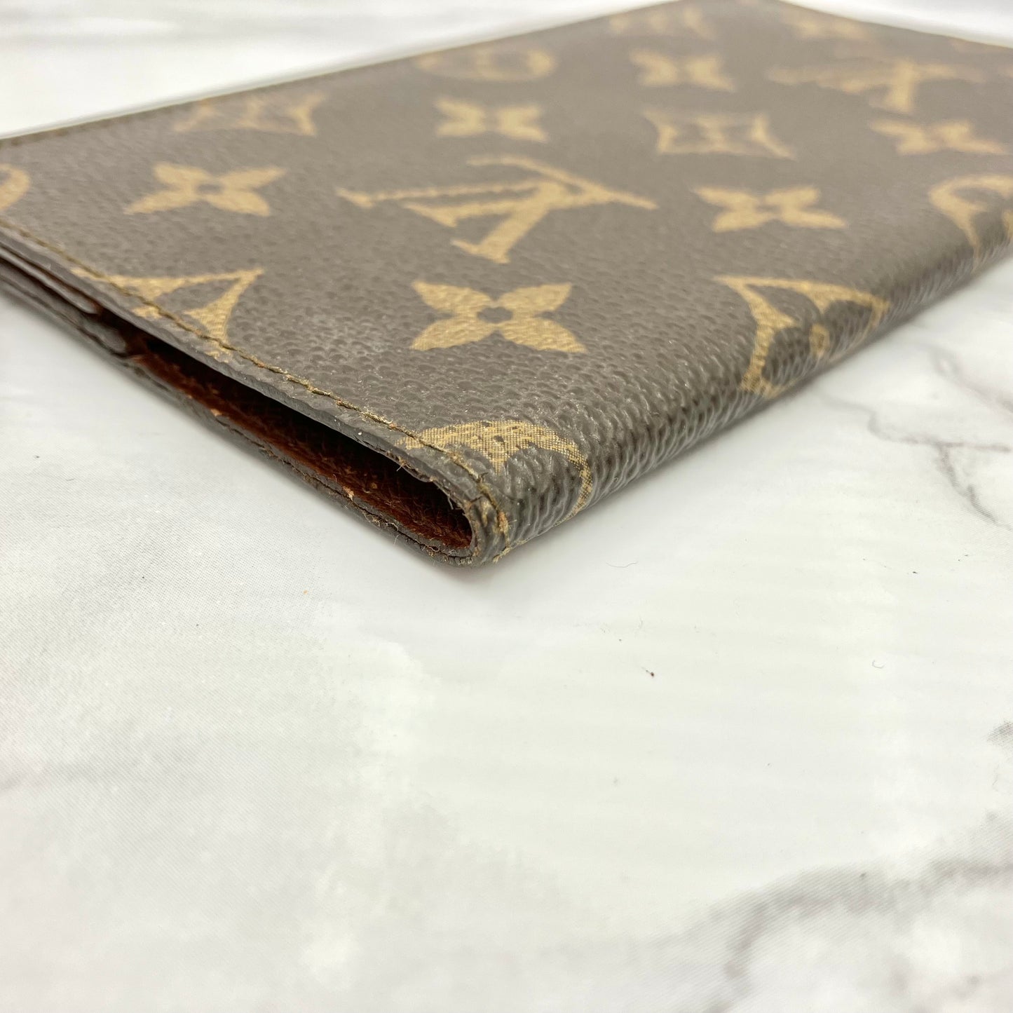 LOUIS VUITTON Monogram Billfold