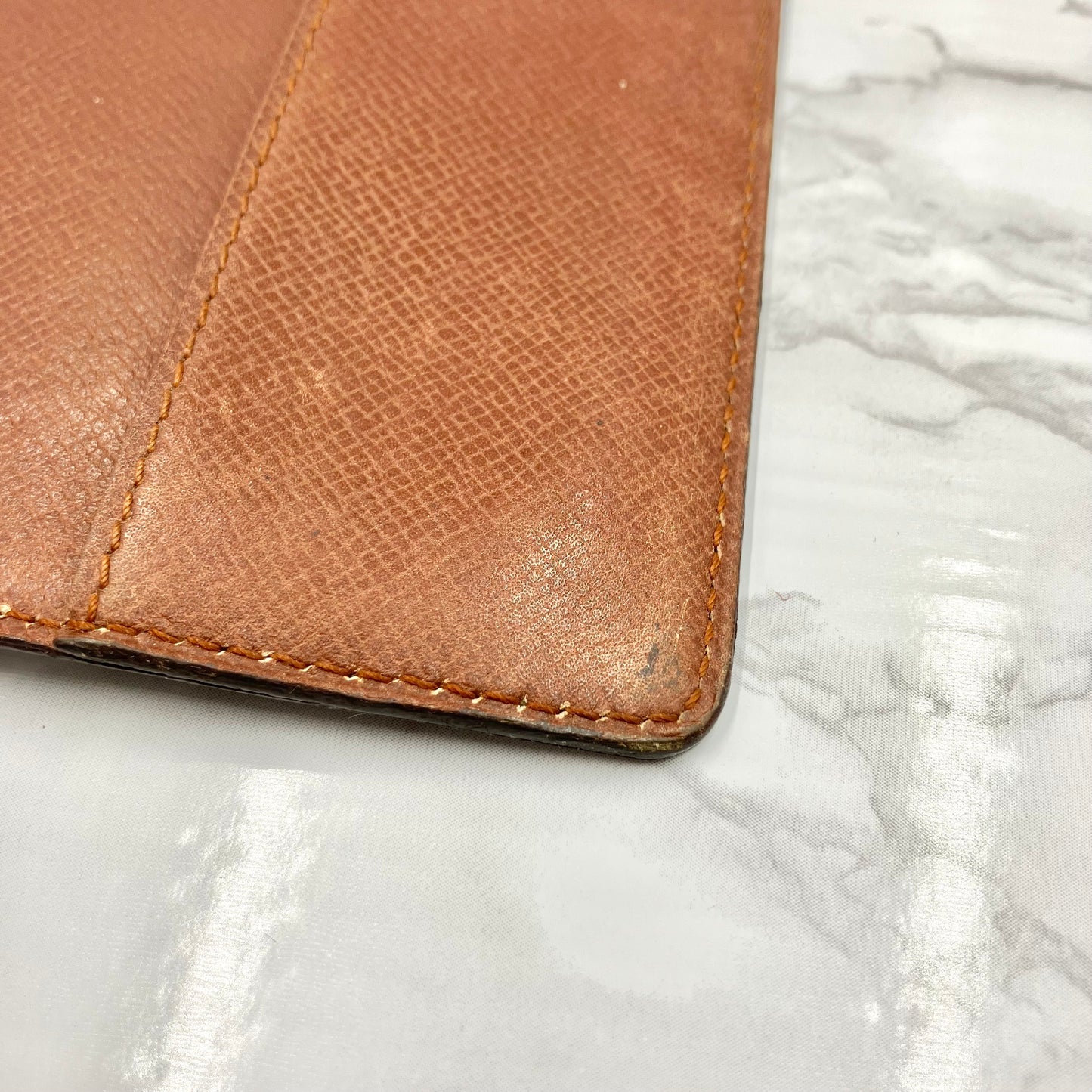 LOUIS VUITTON Monogram Billfold