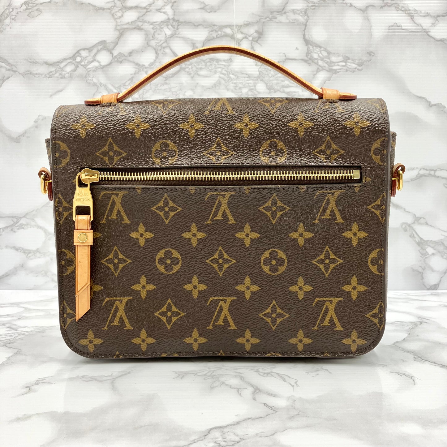 LOUIS VUITTON Monogram Metis
