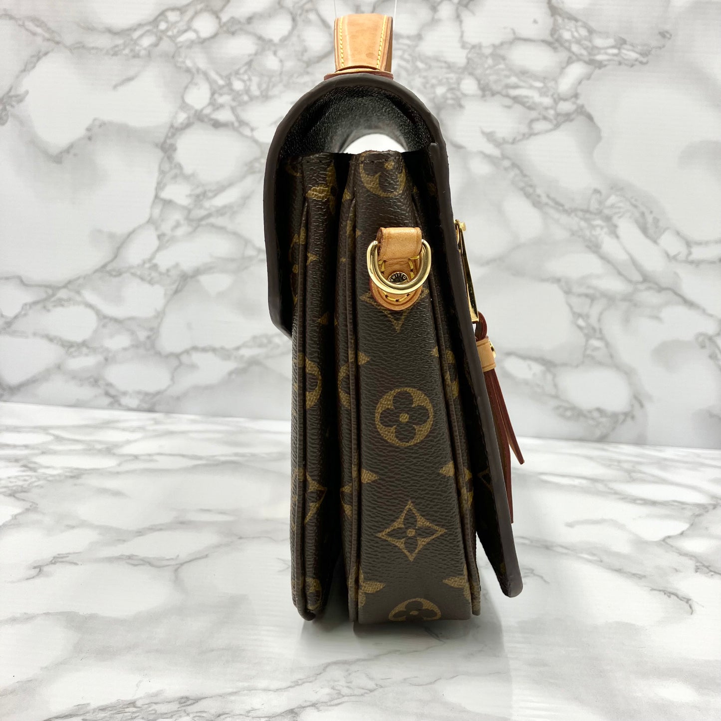 LOUIS VUITTON Monogram Metis