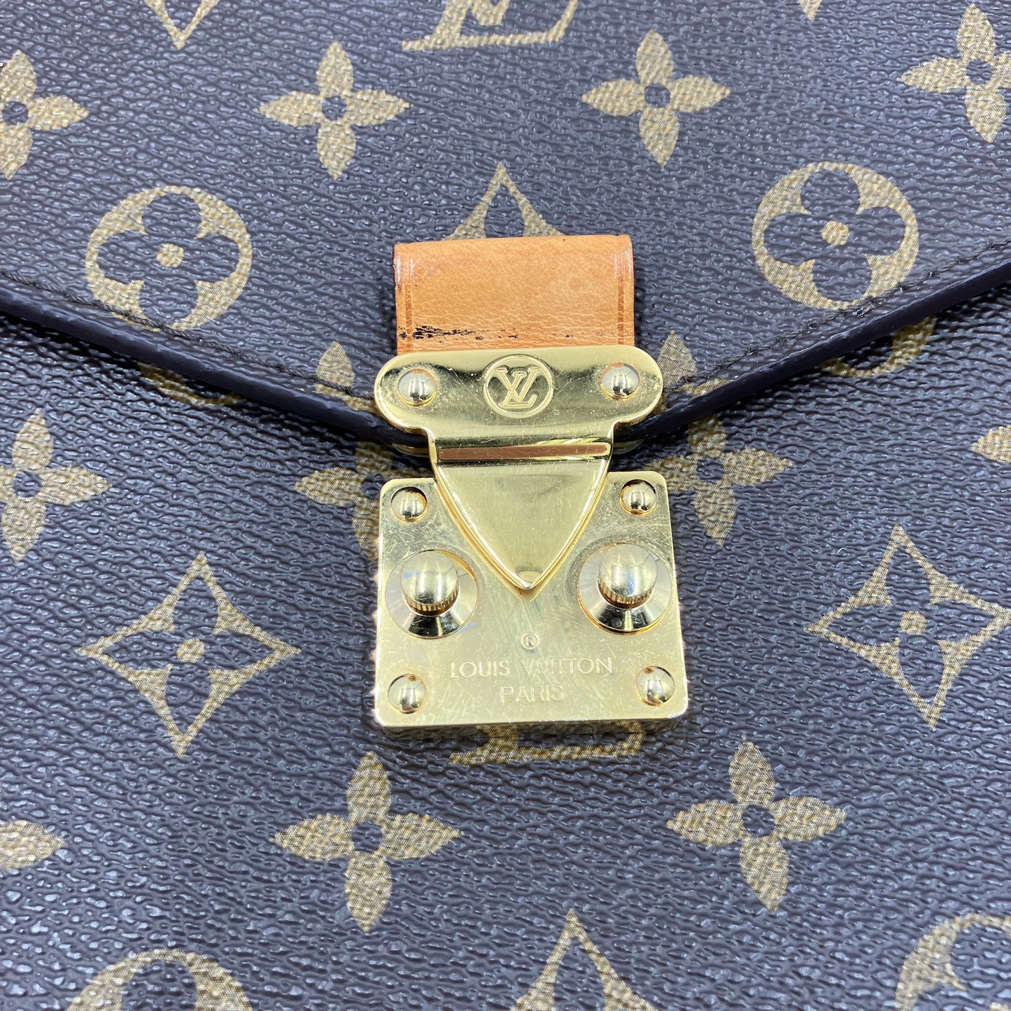 LOUIS VUITTON Monogram Metis