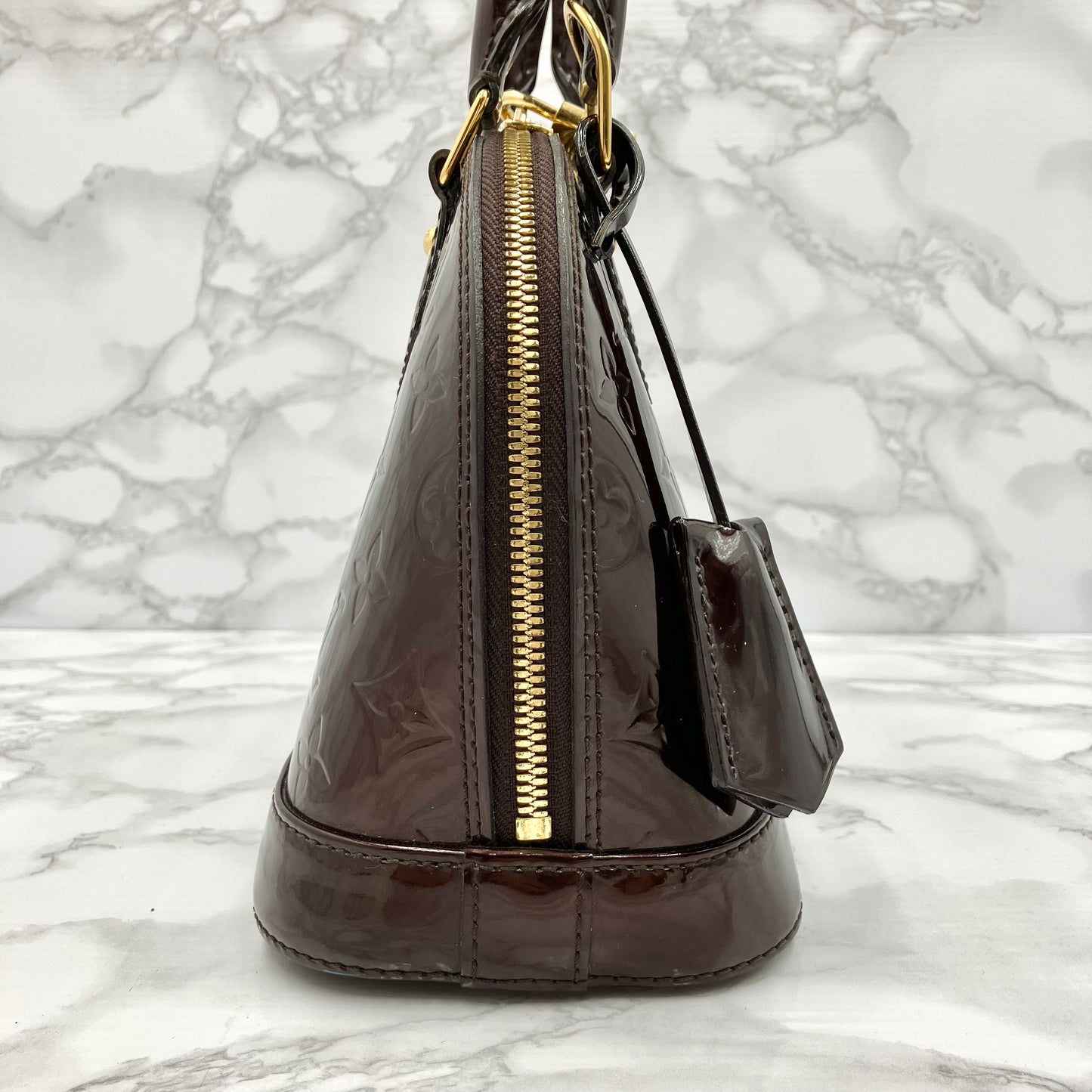 LOUIS VUITTON Alma BB vernis